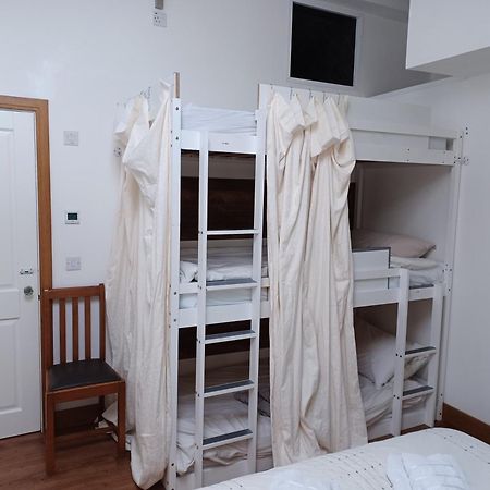 דגלאס Voyage Hostel - Ensuite Family Rooms With Shared Kitchen חדר תמונה