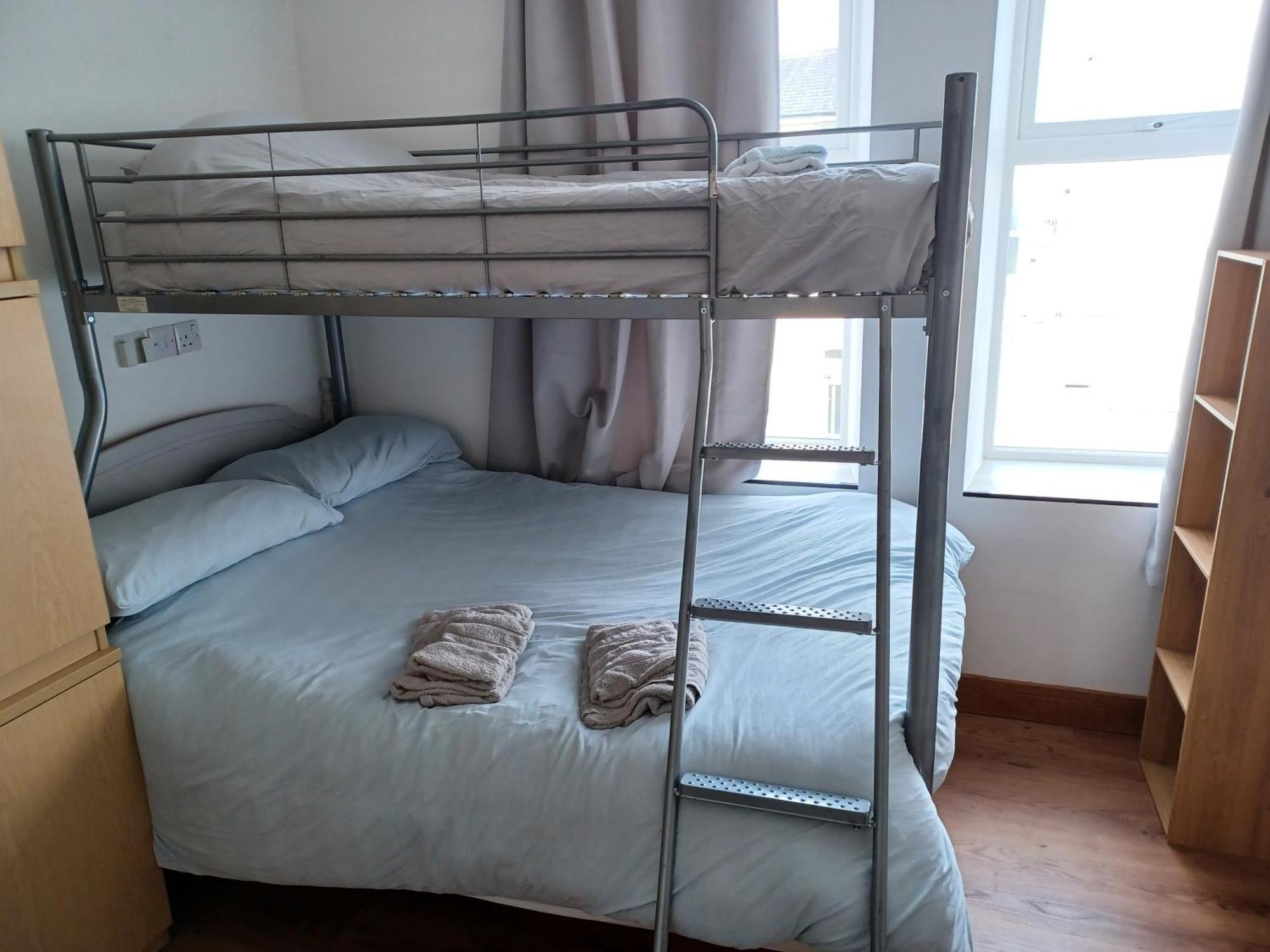 דגלאס Voyage Hostel - Ensuite Family Rooms With Shared Kitchen חדר תמונה